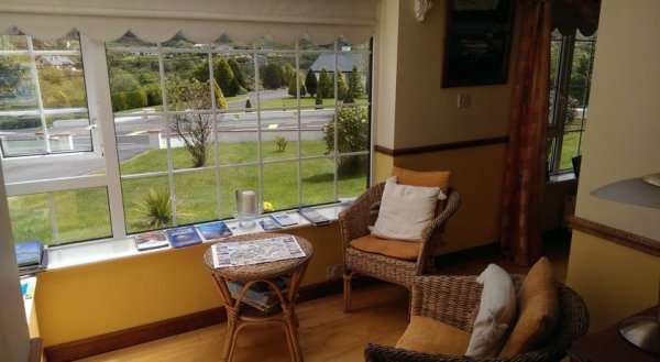 Hollycrest Lodge