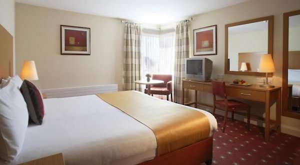Hotel Killarney