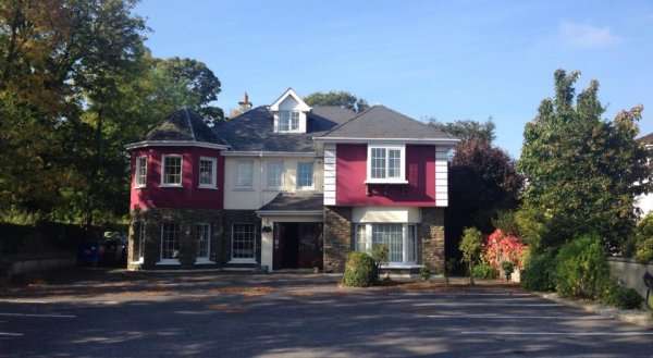 Killarney Inn