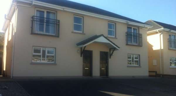 Lios na Mara Lahinch