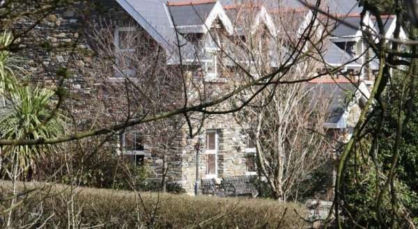 Lis-Ardagh Lodge