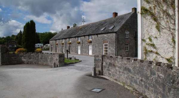 O'Briens Cashel Lodge