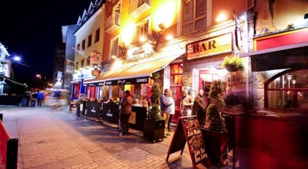Spanish Arch Hotel