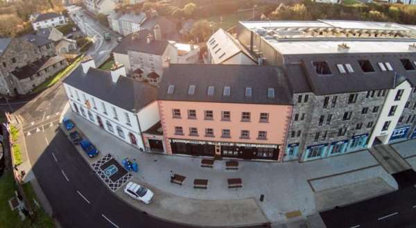 The Helm Apartments B&B