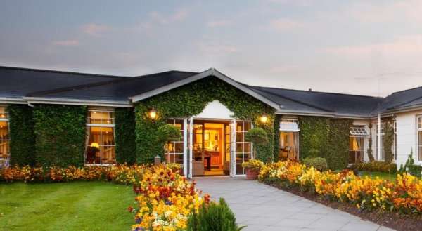 The Keadeen Hotel