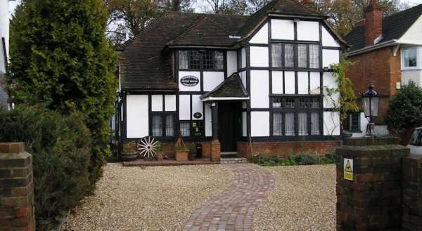 Tudorwood Guest House