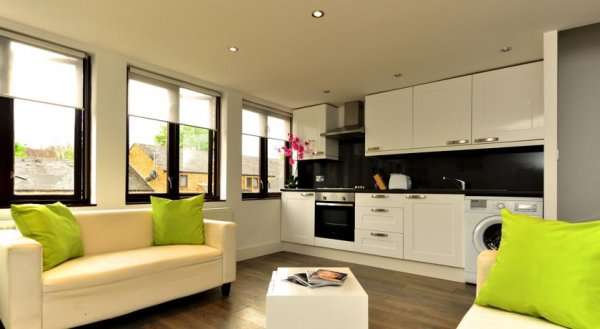 W14 Apartments - Battersea Apartment