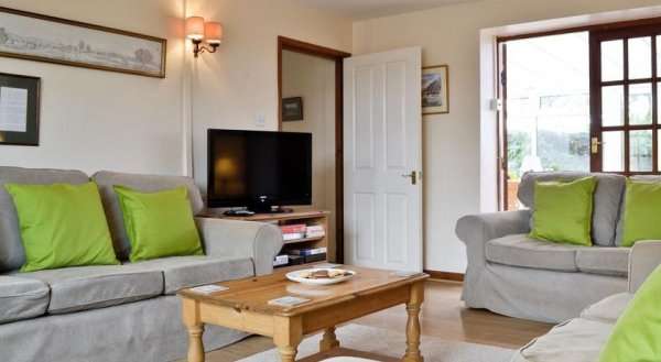 Walnut Tree House