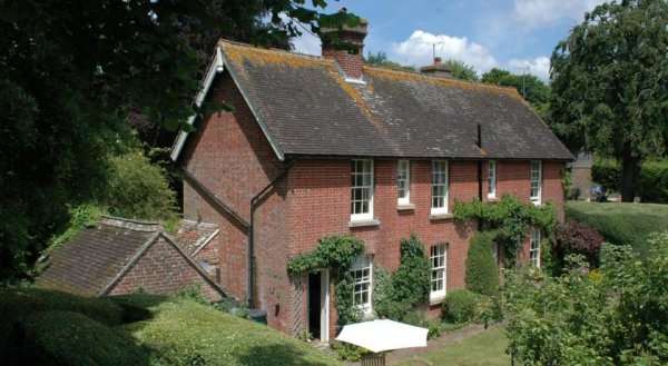 Warre Cottage