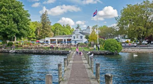 Wateredge Inn