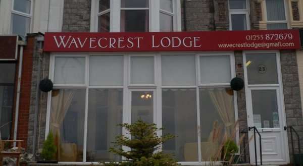Wavecrest Lodge