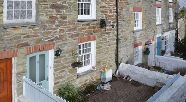 Waves Cottage