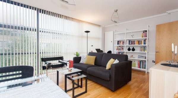West London Riverside Apartment