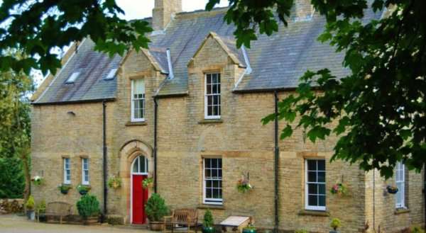Westgate Manor