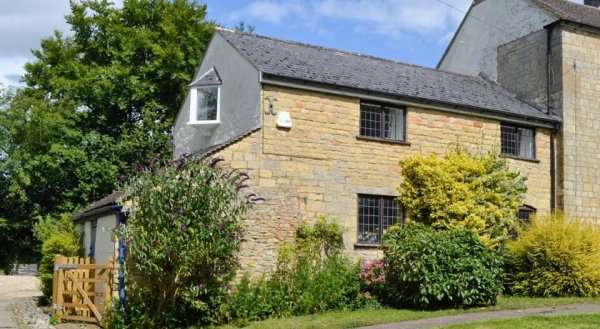Wheelwrights Mews