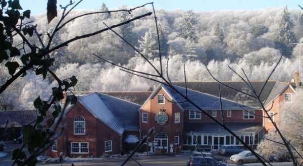Fox & Hounds Country Hotel