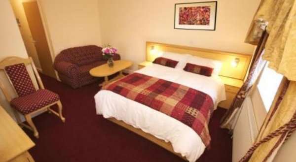 Gateway Hotel
