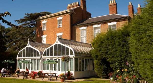 Glebe Hotel