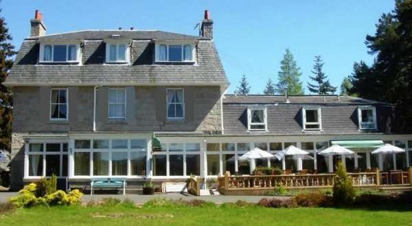 Glen Lui Hotel