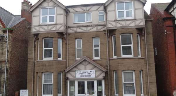 Glencoe Hotel