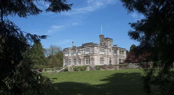 Hampton Manor