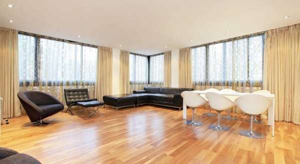 Gilbert Street Apartment