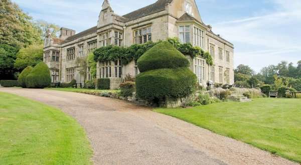Haremere Hall