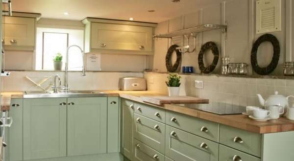 Laytham'S Farmhouse