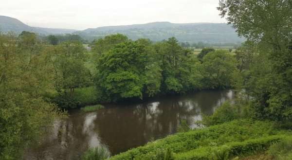 Llanwenarth Hotel & Riverside Restaurant