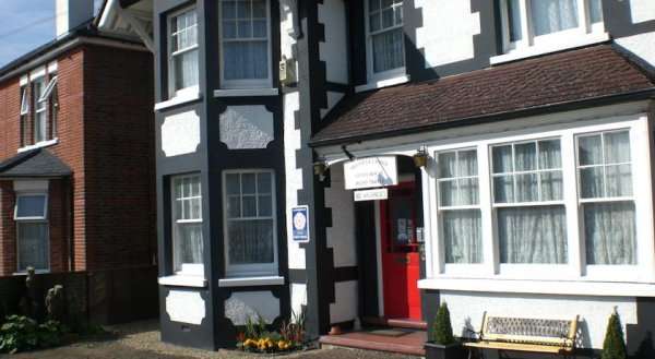 Melville Lodge Gatwick