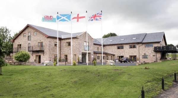 Oak Royal Golf & Country Club Hotel