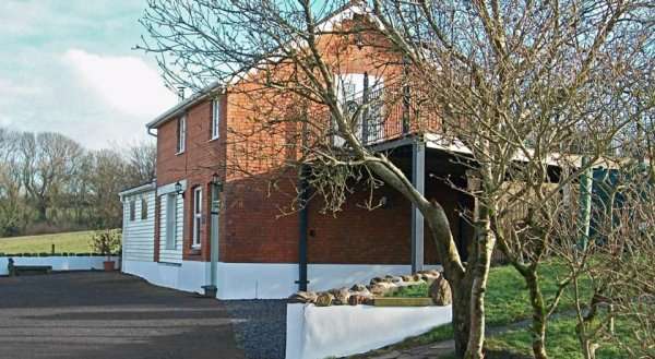 Parc Y Bryn Lodge