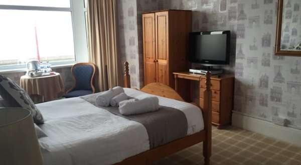 Queens Plaza Hotel