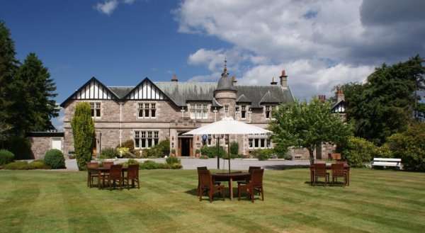 Ramnee Hotel