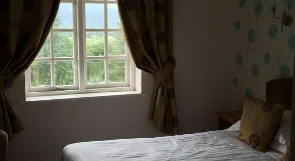 Ravenstone Manor
