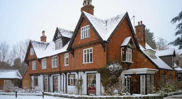 Ravenwood Hall Hotel
