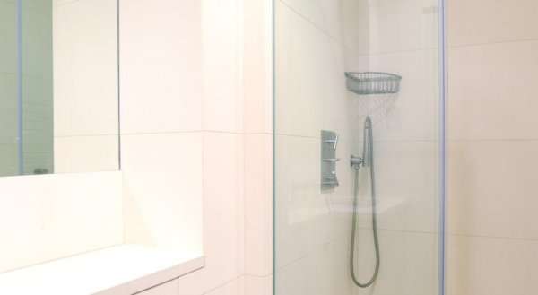 Redcliffe Square Apartment