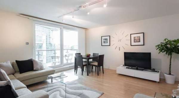 River Thames 2 Bedroom Apartment