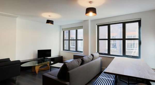 Rojen Apartment Liverpool Street