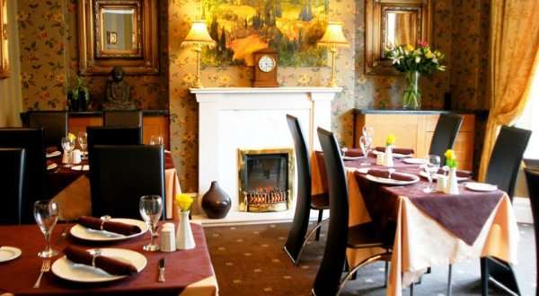 Rossdene House