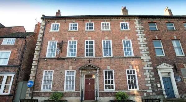 Shann House Hotel