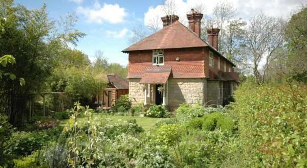 Sheriff Cottage