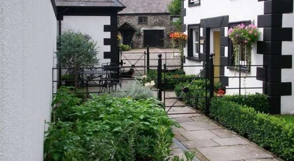 Sherrifs Lodge