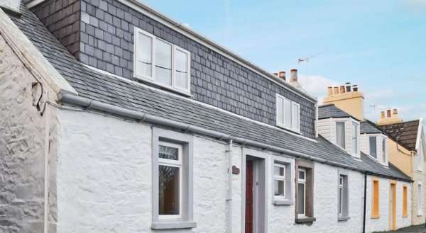 Shore Cottage