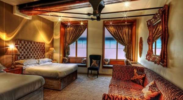 Signature Living Hotel