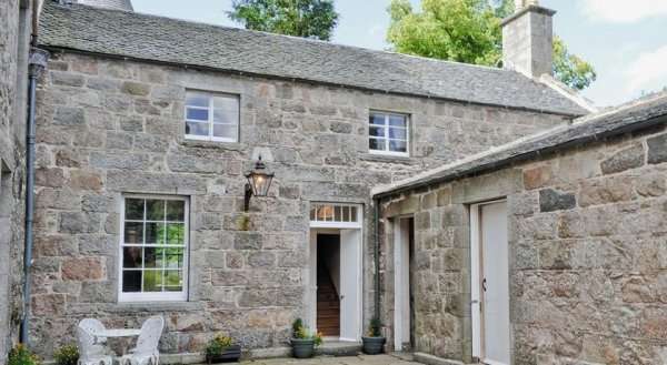 Skene House Cottage