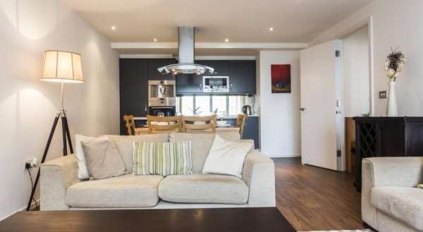 Stylish Apartment In Royal Victoria