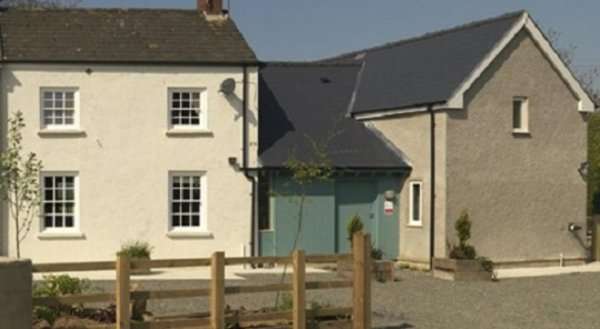 Swmbarch House