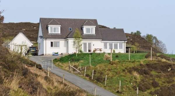Taigh An Tuath