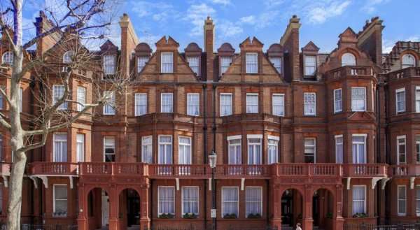 The Apartments by The Sloane Club